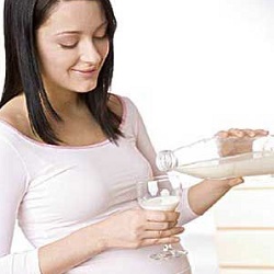 四种孕妇不宜喝牛奶会生病
